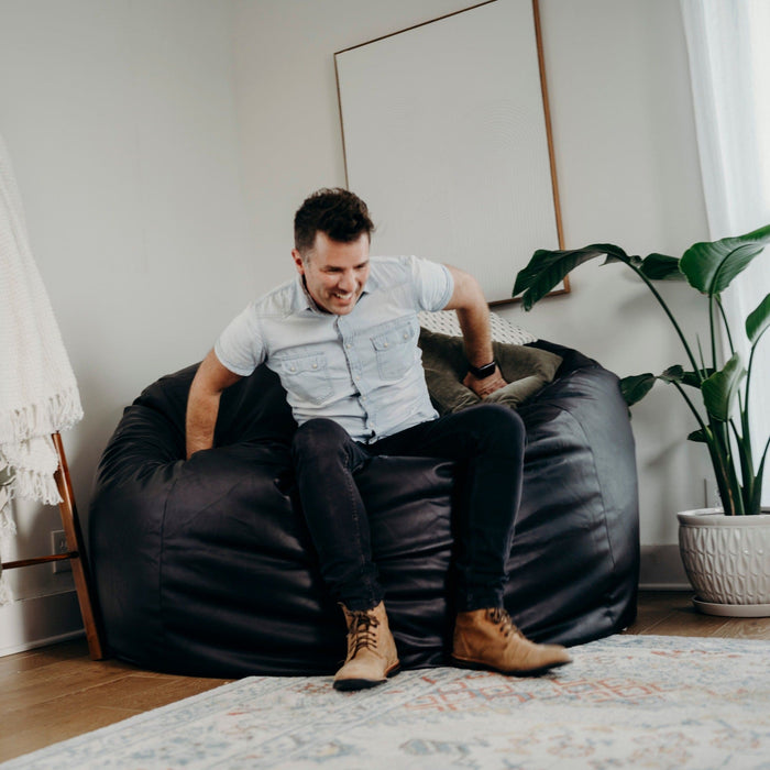 Ultimate Sack 6000 (6 ft.): Giant Family Bean Bag Chair